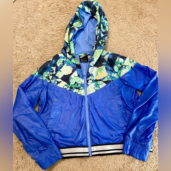 Nike Sportswear Wind Runner Girl's Graphic Floral Jacket Size XL - Picture 6 of 12